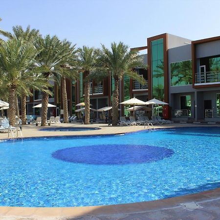 Royal Residence Hotel Apartments Umm al-Quwain Esterno foto