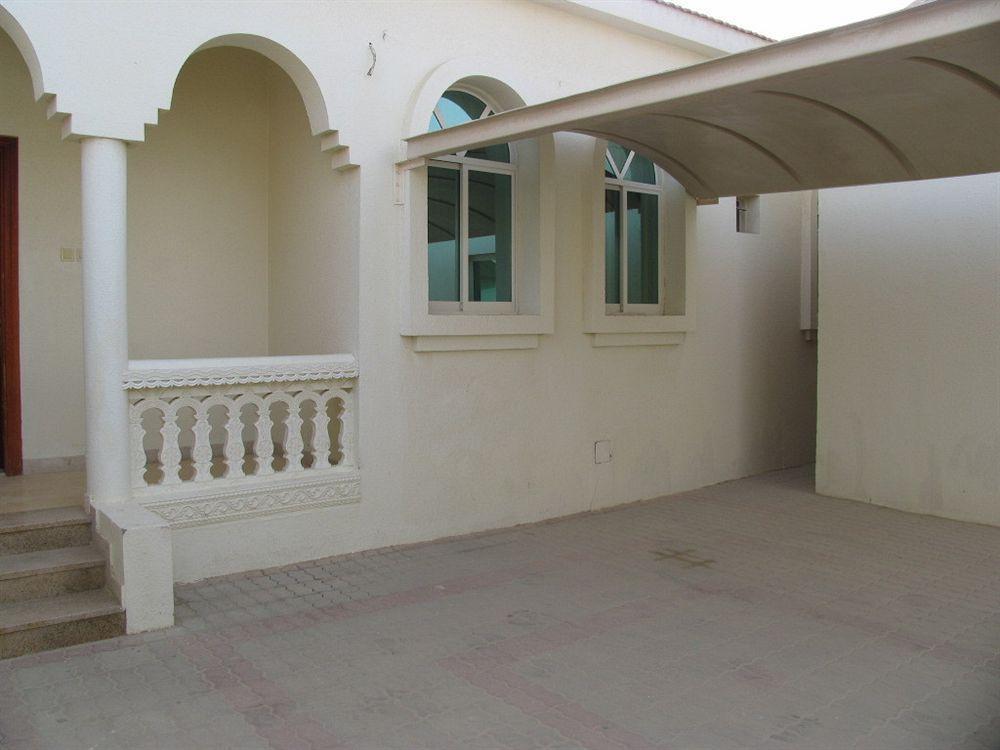 Royal Residence Hotel Apartments Umm al-Quwain Esterno foto